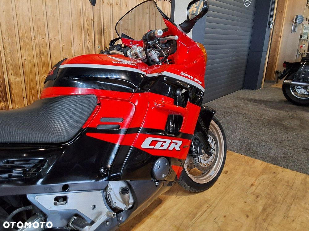 Honda CBR - 21