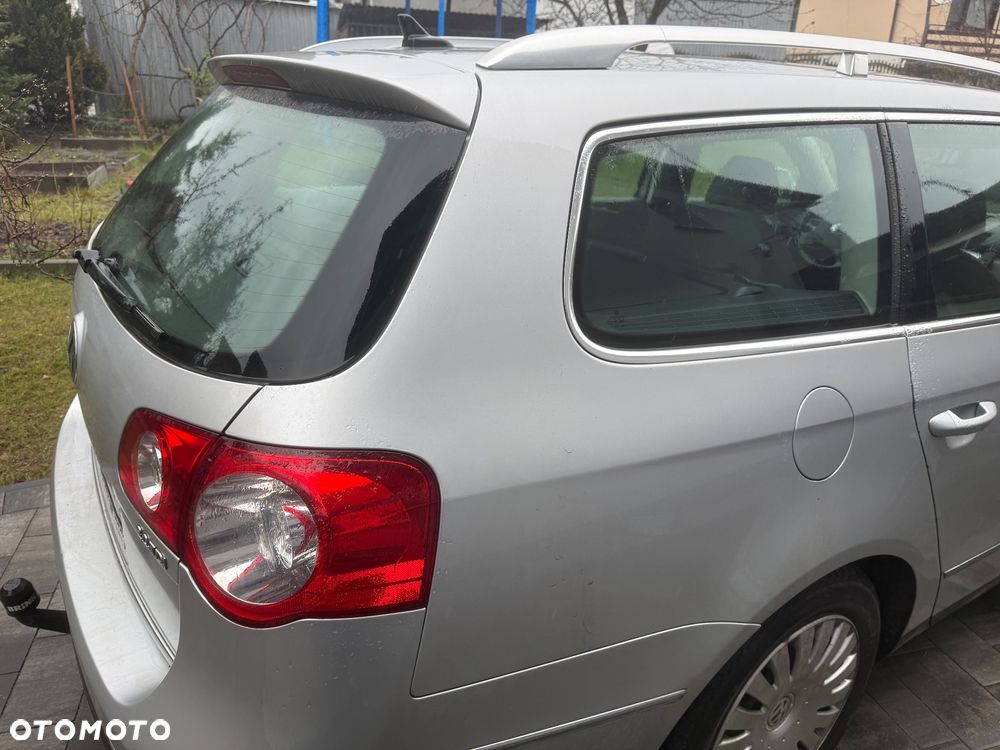 Volkswagen Passat 2.0 TDI Comfortline - 7