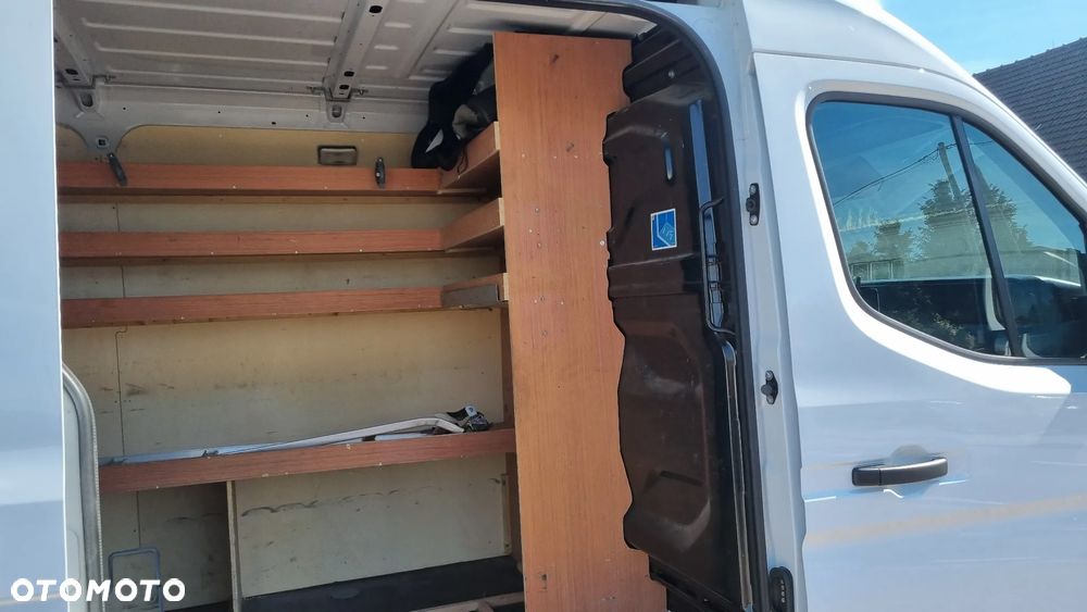 Nissan INTERSTAR - 23
