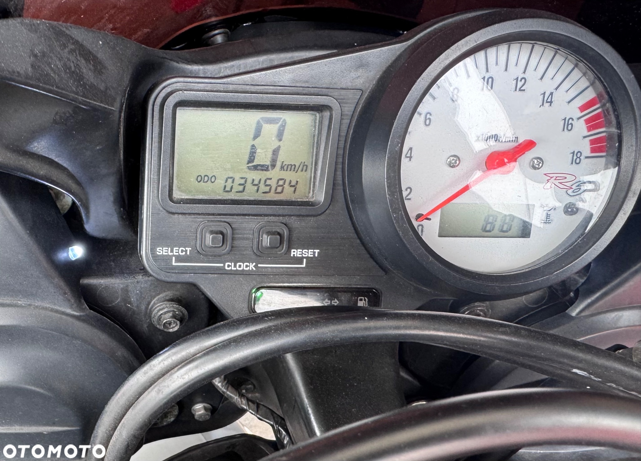 Yamaha R6 - 5