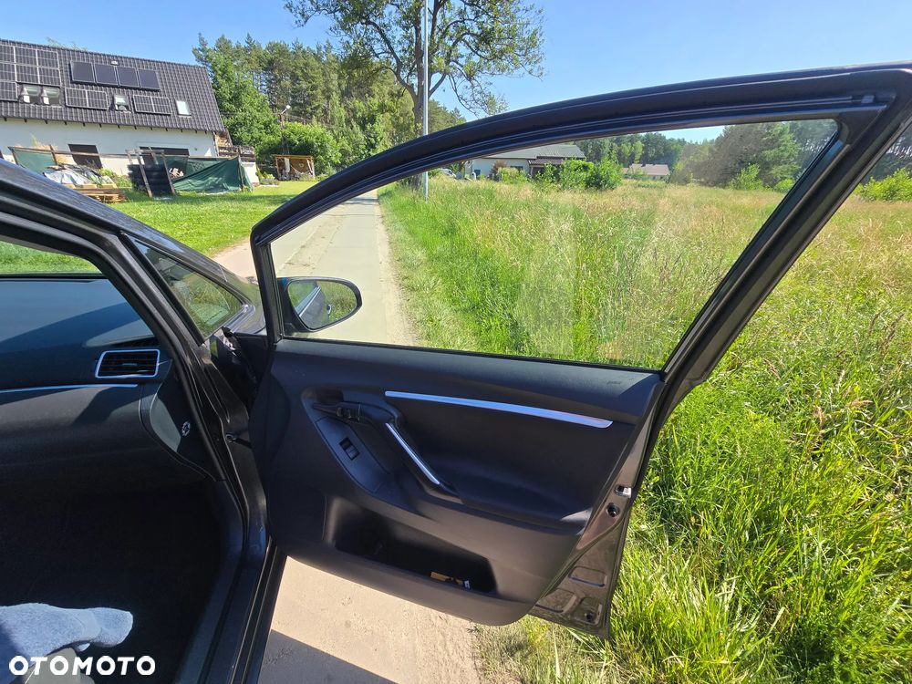 Toyota Verso 1.8 Premium MS EU6 - 19