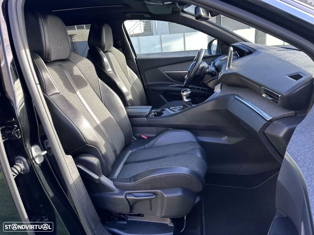 Peugeot 5008 1.2 PureTech GT Line - 58