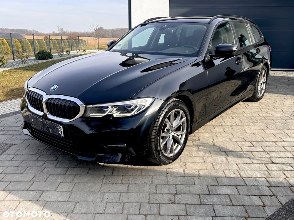 BMW Seria 3 320i Sport Line - 2