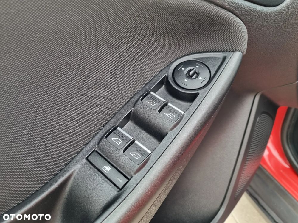 Ford Focus 1.0 EcoBoost Trend - 10