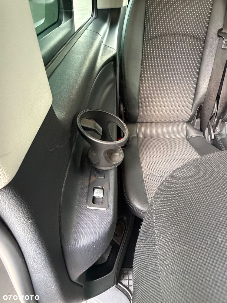 Mercedes-Benz Vito - 16