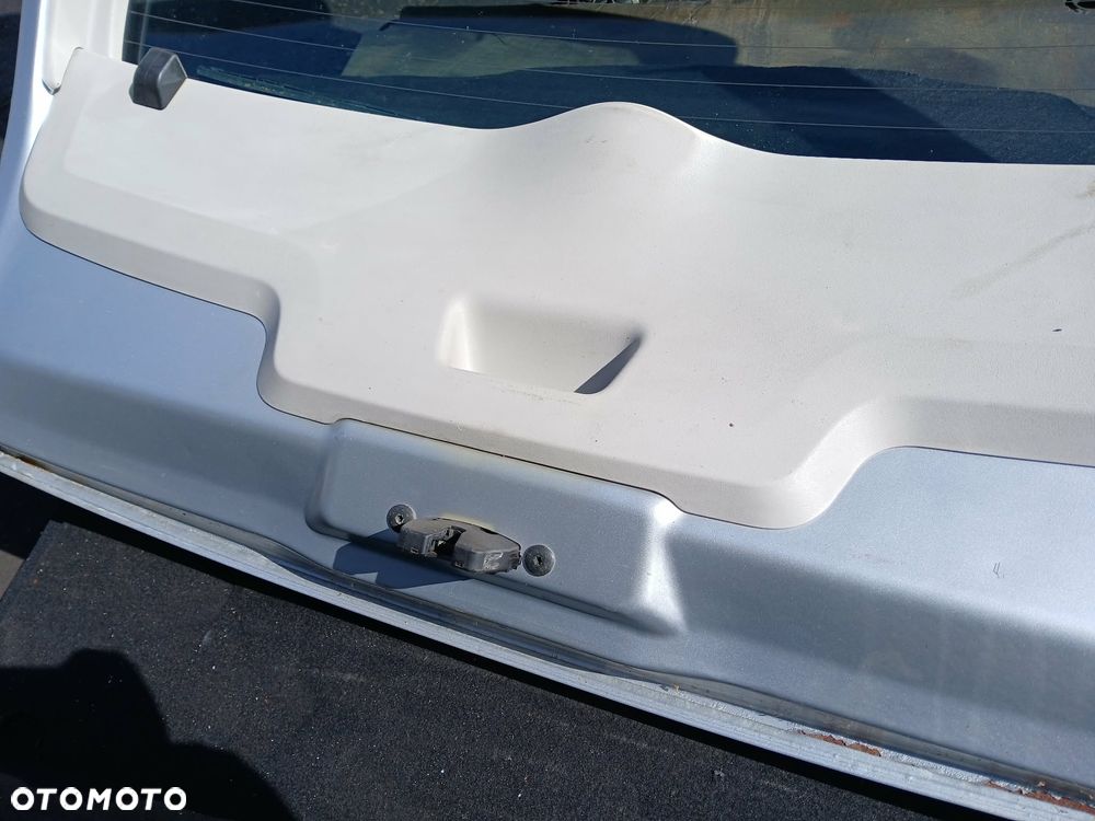 Citroen C3 Klapa Bagażnika kod lakieru EZRC - 9
