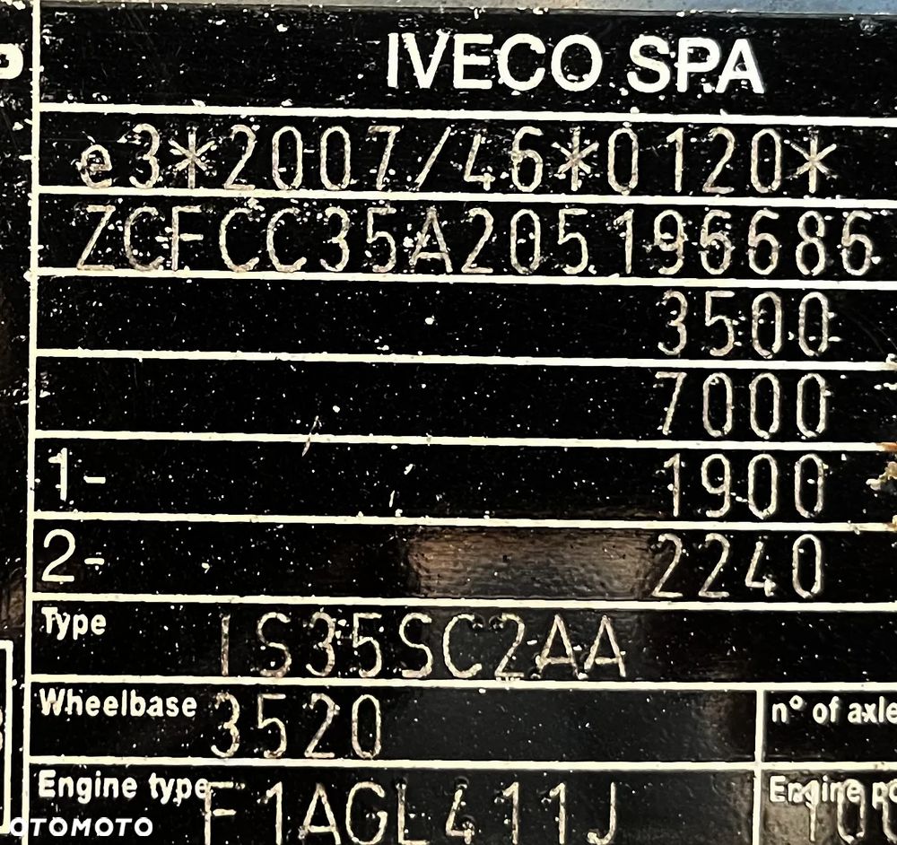 Iveco DAILY 35S14 - 32