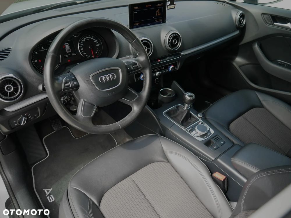 Audi A3 Sportback 2.0 TDI Sport - 22