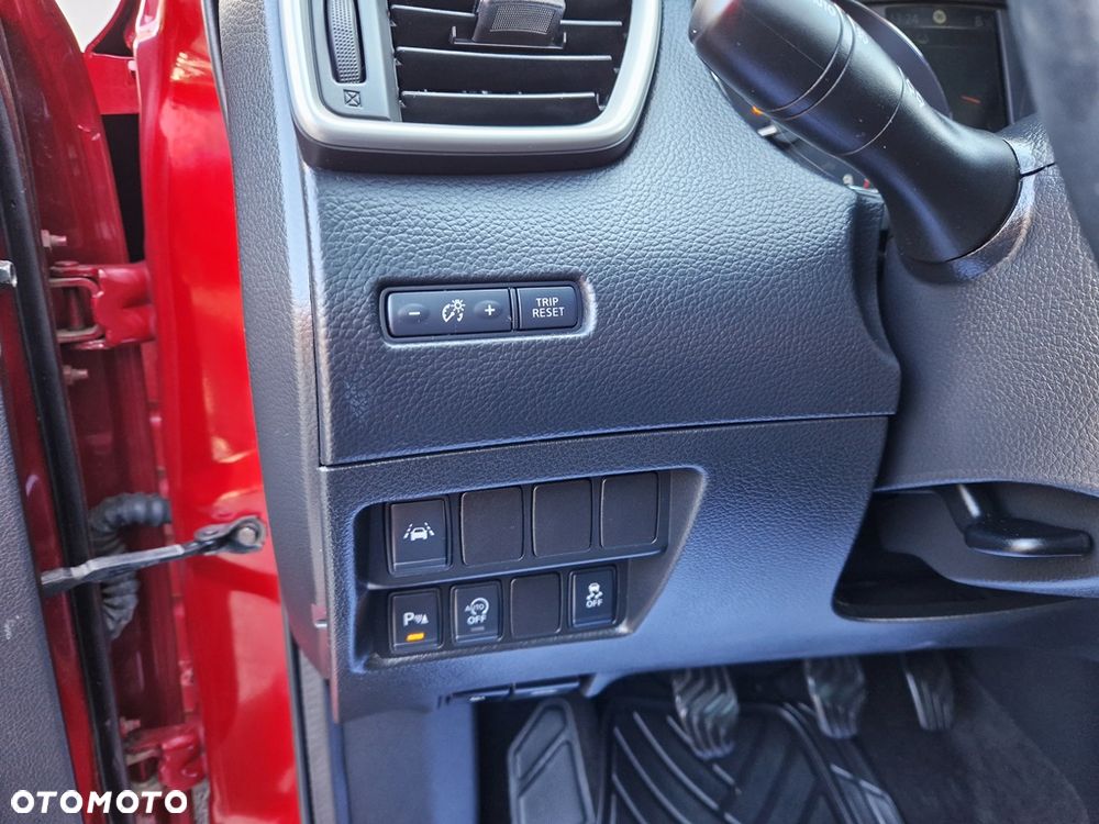 Nissan Qashqai 1.6 DIG-T Tekna+ - 32