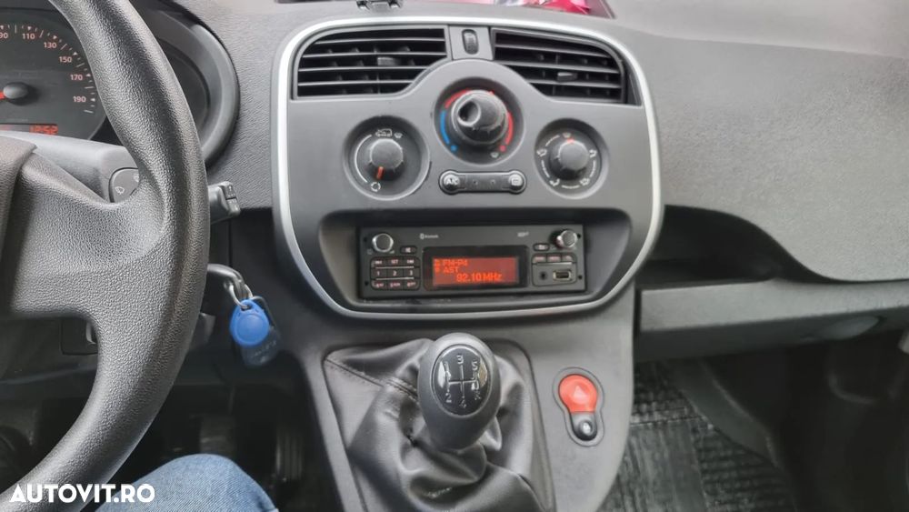 Renault Kangoo - 8