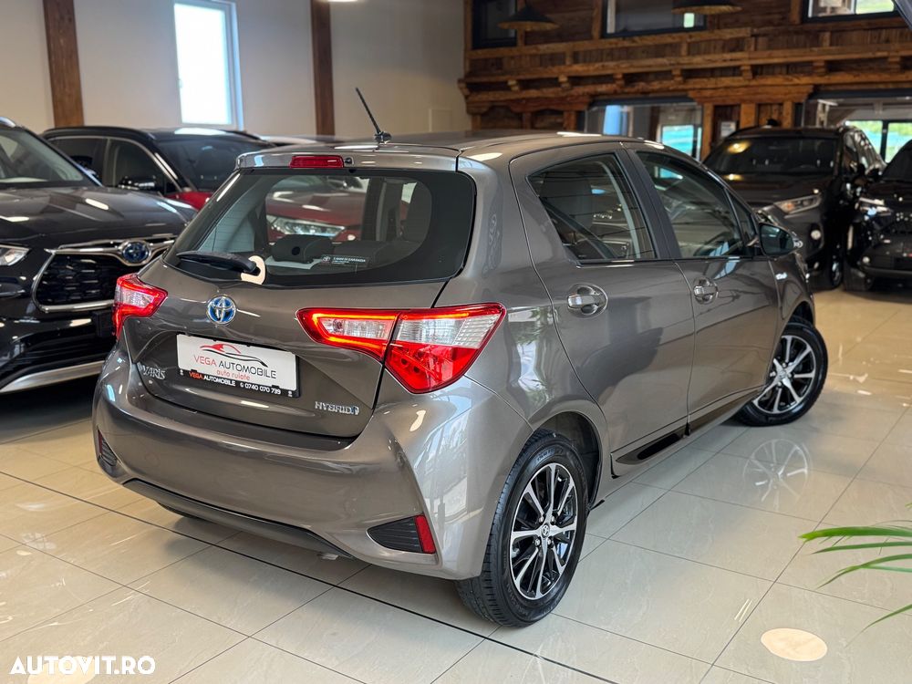 Toyota Yaris ver-1-5-vvt--i-hsd-sol - 4