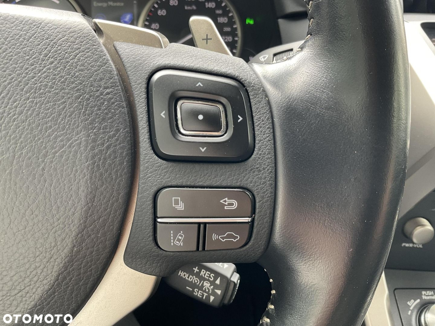 Lexus NX - 30
