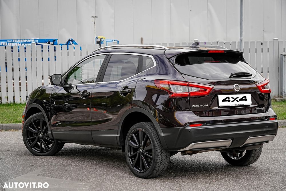Nissan Qashqai 1.7 dCi Xtronic ALL-MODE 4x4i TEKNA+ - 9