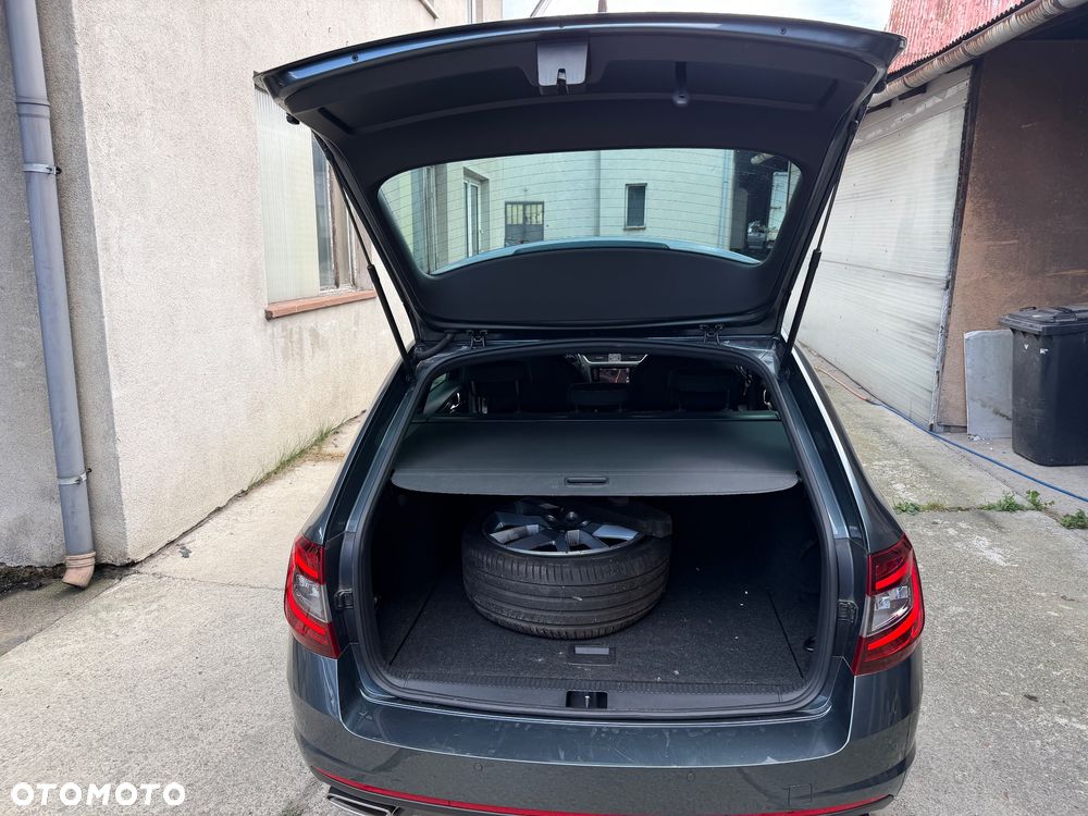 Skoda Octavia 2.0 TDI (Green tec) RS - 26