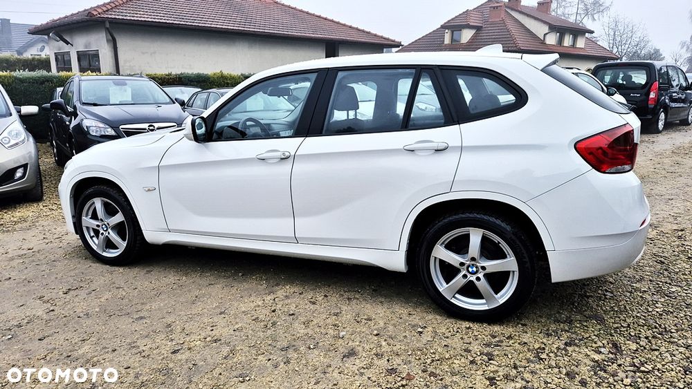 BMW X1 sDrive18i xLine - 22