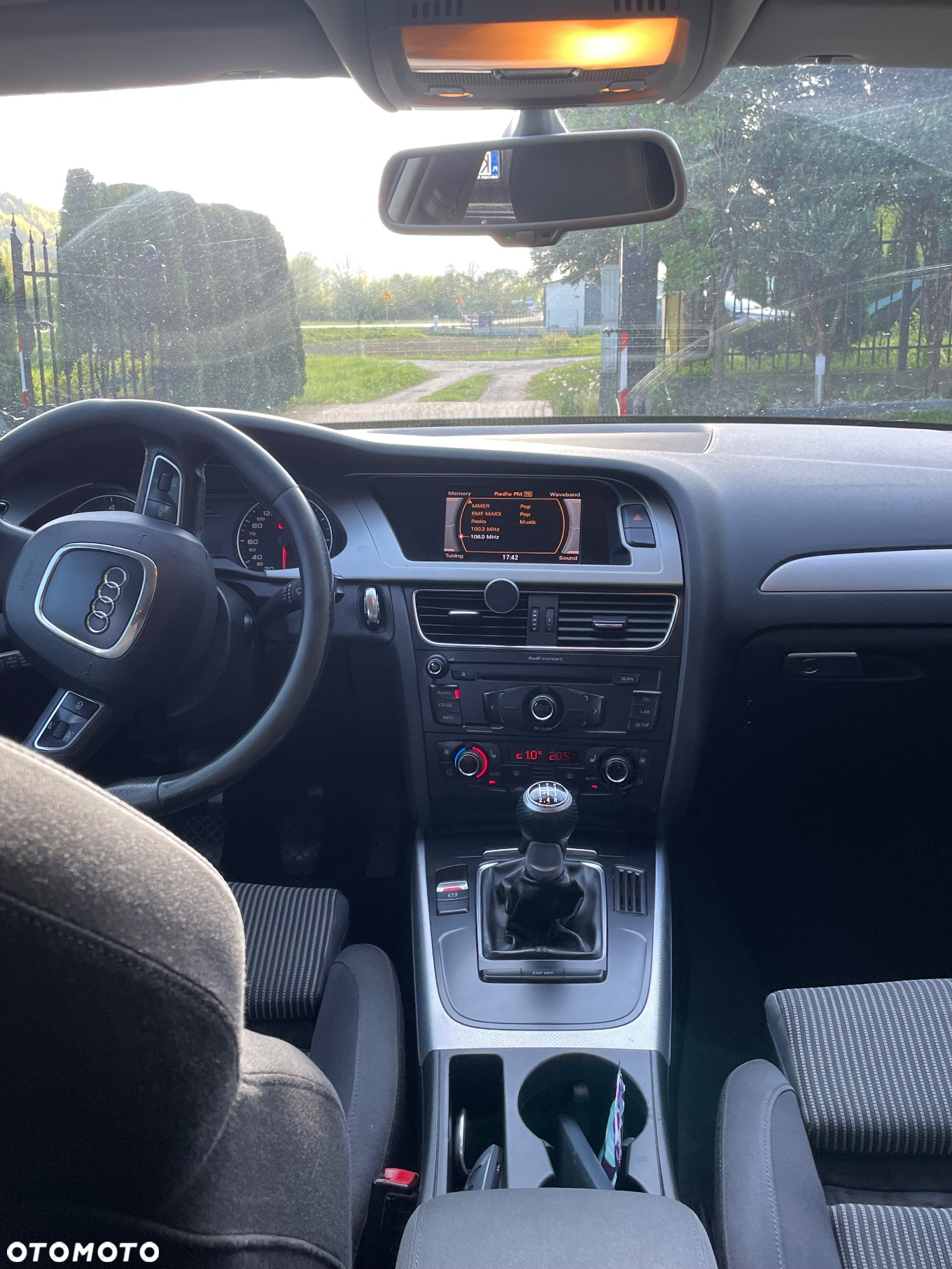 Audi A4 2.0 TDI - 10
