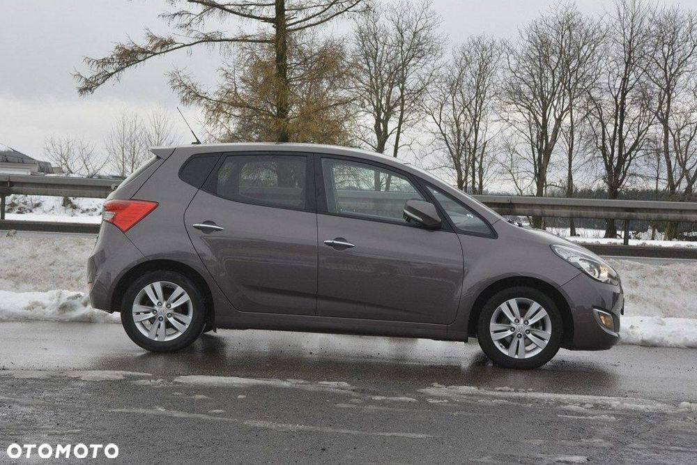 Hyundai ix20 1.4 CRDi blue Style - 11