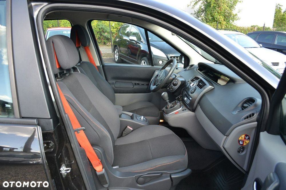 Renault Scenic Conquest - 11