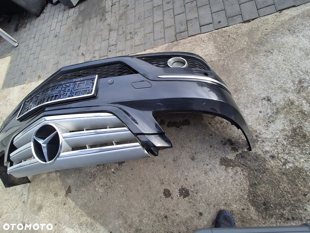 MERCEDES B-KLASA W245 ZDERZAK PO LIFCIE NA PDC CHROM Z GRILLEM KOLOR 191 DO MONTAŻU - 15