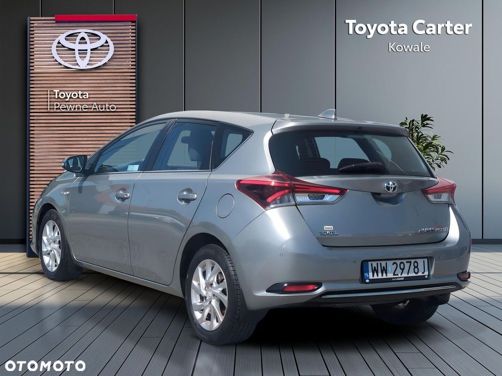 Toyota Auris - 4