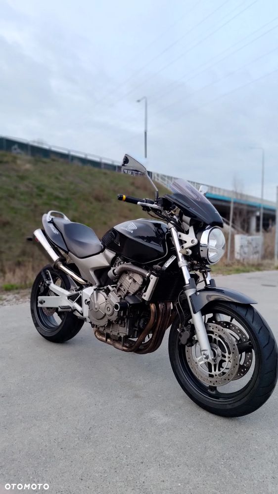 Honda Hornet - 4