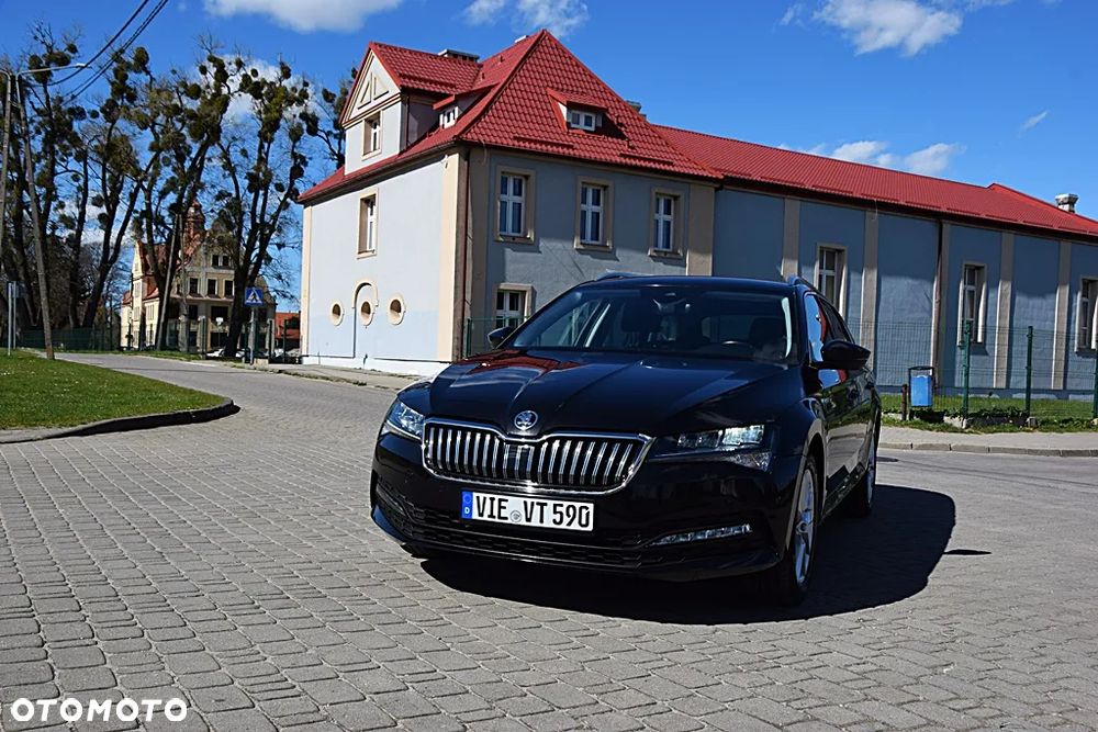 Skoda Superb 2.0 TDI Sportline DSG7 - 2