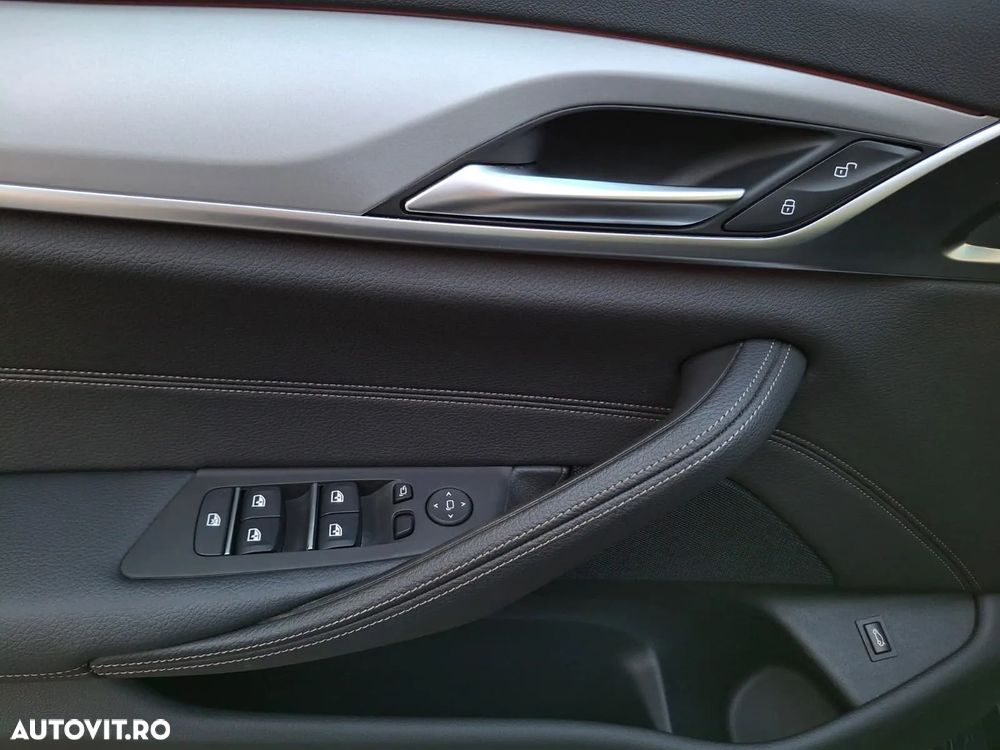 BMW Seria 5 518d AT - 28