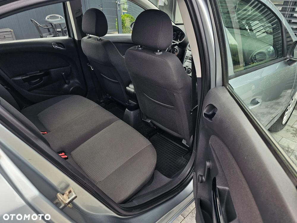 Opel Corsa 1.2 16V Enjoy - 40