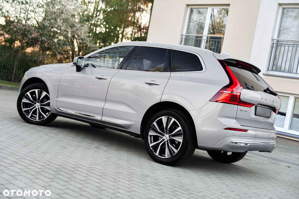 Volvo XC 60 B4 D AWD Inscription - 19