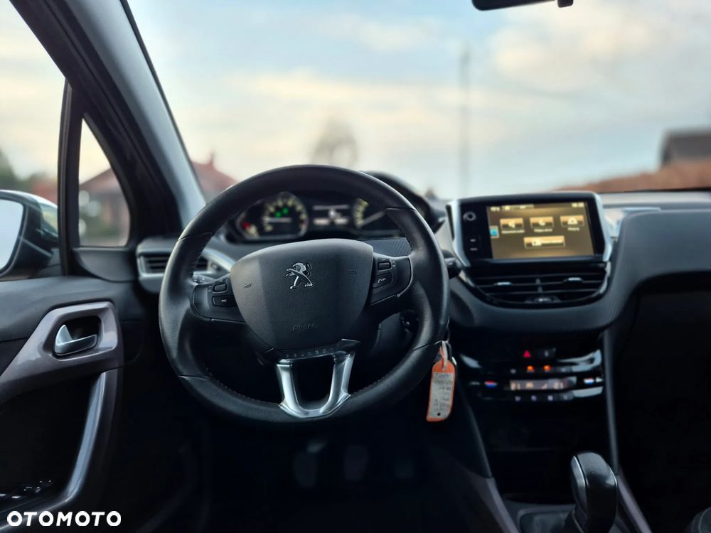 Peugeot 2008 PureTech 82 Style - 32