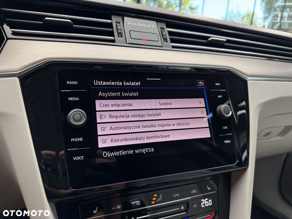 Volkswagen Passat 2.0 TSI Elegance DSG - 35