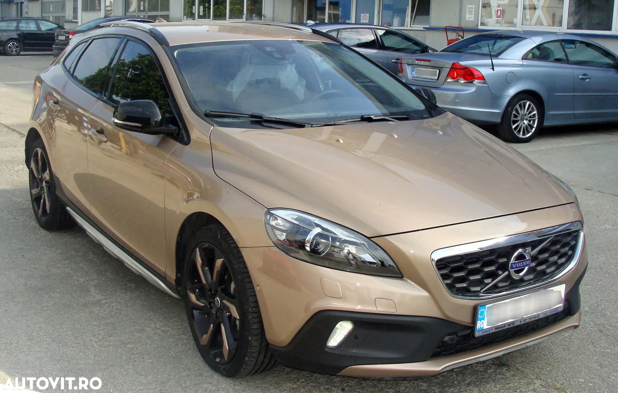 Volvo V40 T5AWD Aut. Momentum - 1