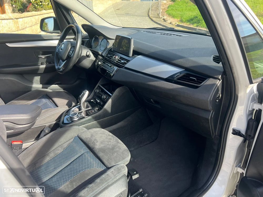 BMW 216 Active Tourer d Aut. - 10