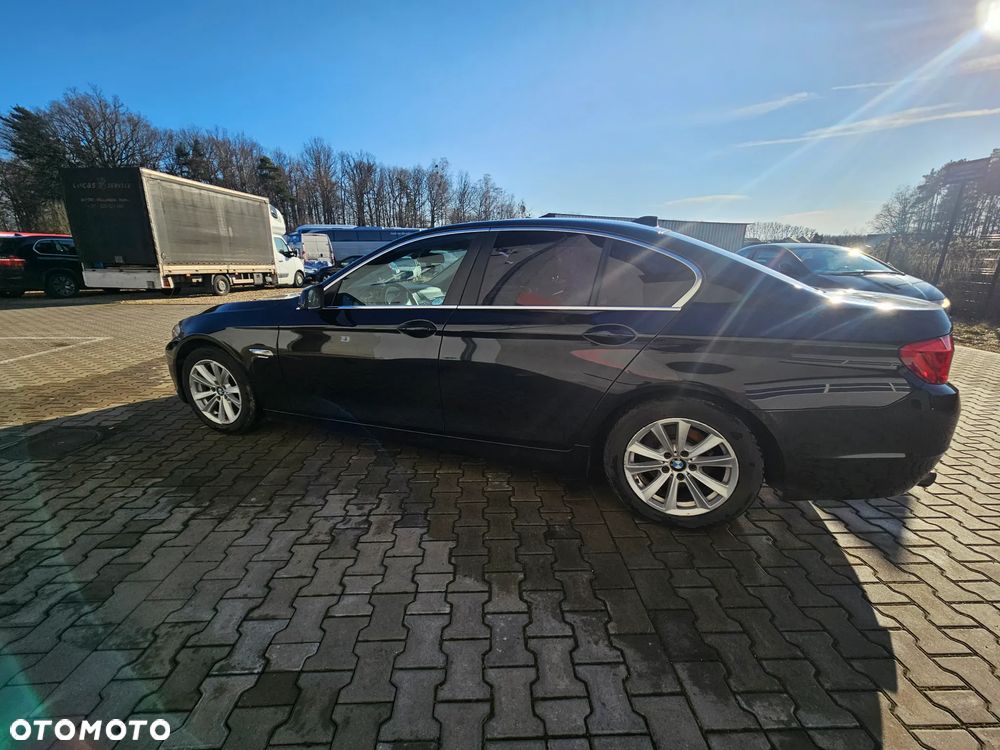 BMW Seria 5 520d Blue Performance - 2