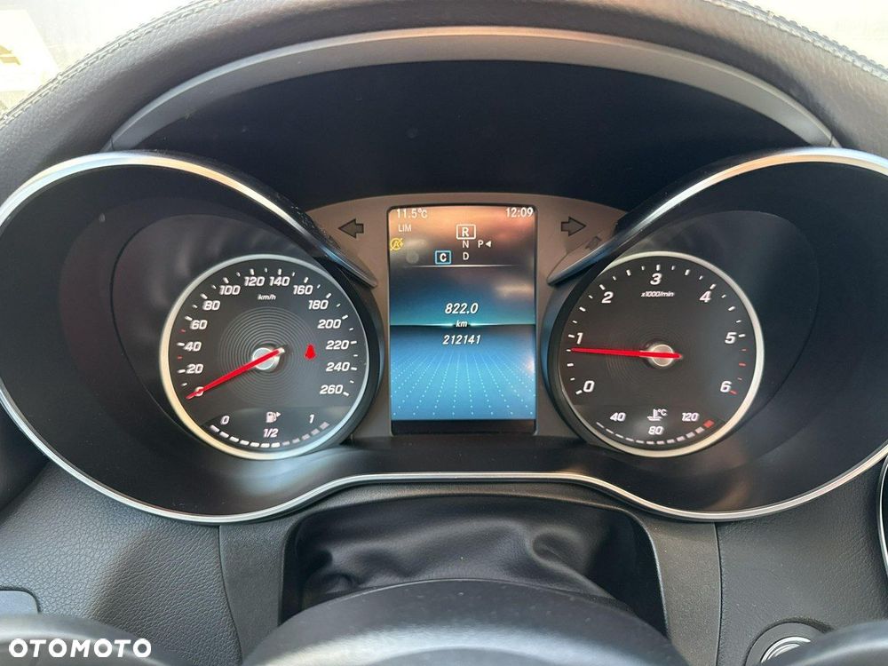 Mercedes-Benz GLC 200 d - 27