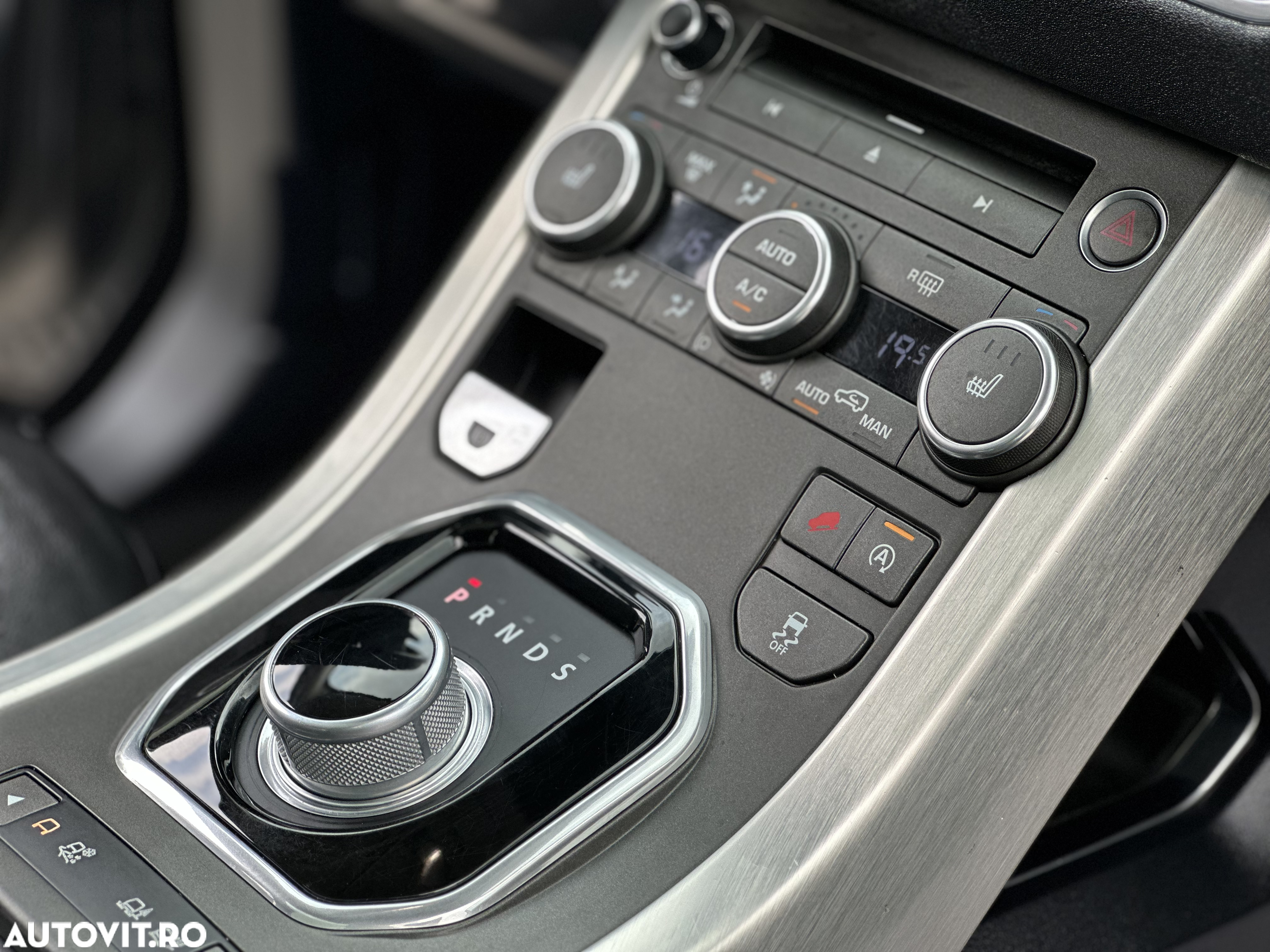 Land Rover Range Rover Evoque 2.0 D150 R-Dynamic SE - 38