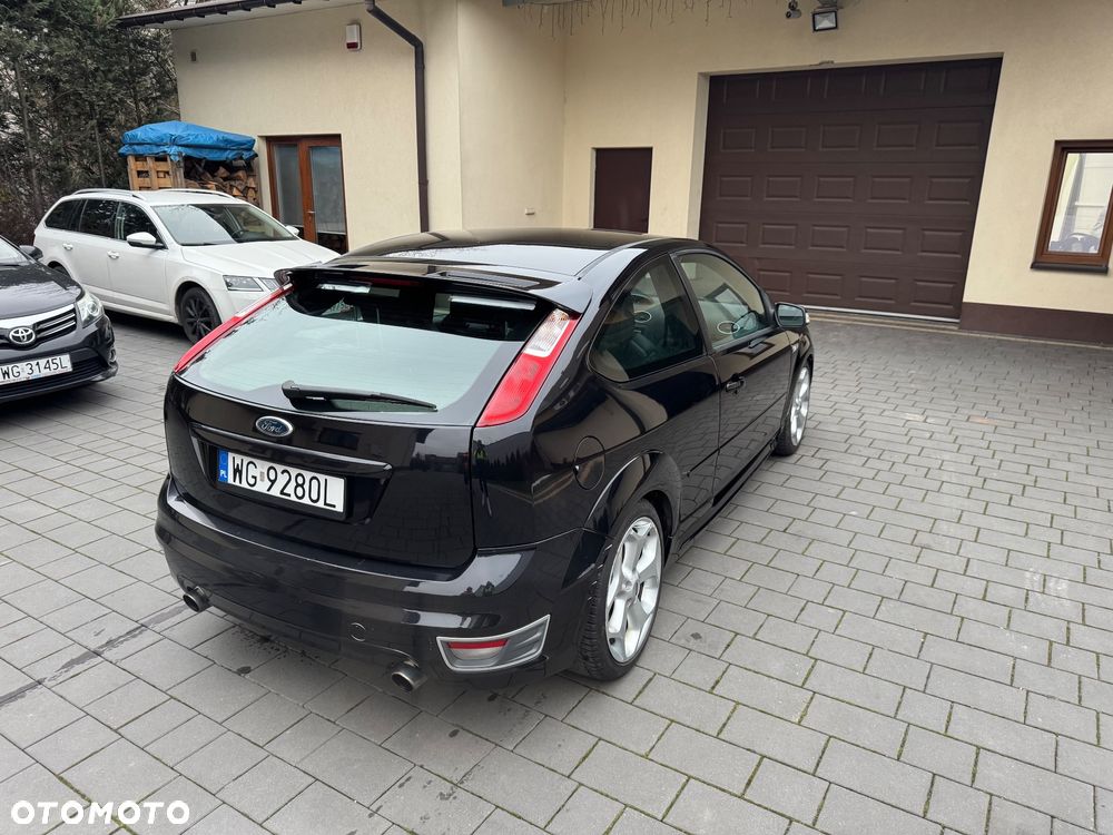 Ford Focus 2.5 ST - 10