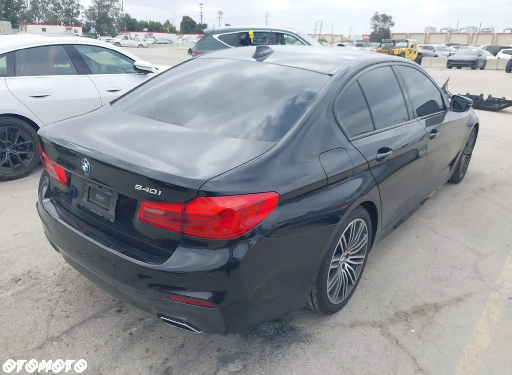BMW Seria 5 540i M Sport sport - 4