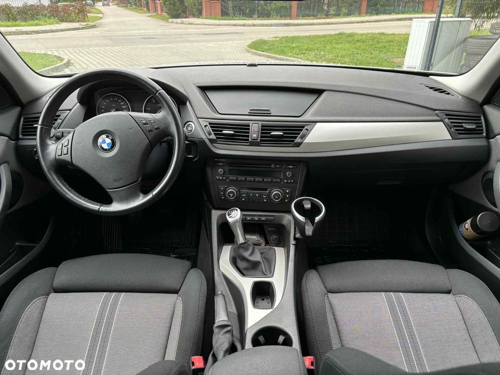 BMW X1 xDrive20d - 10