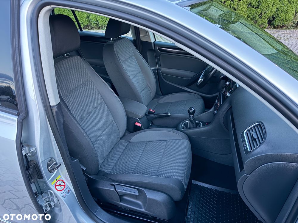 Volkswagen Golf 1.6 TDI Highline - 14