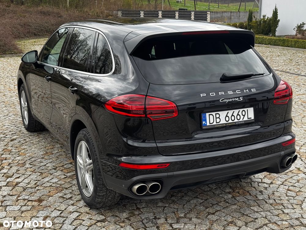 Porsche Cayenne S - 9