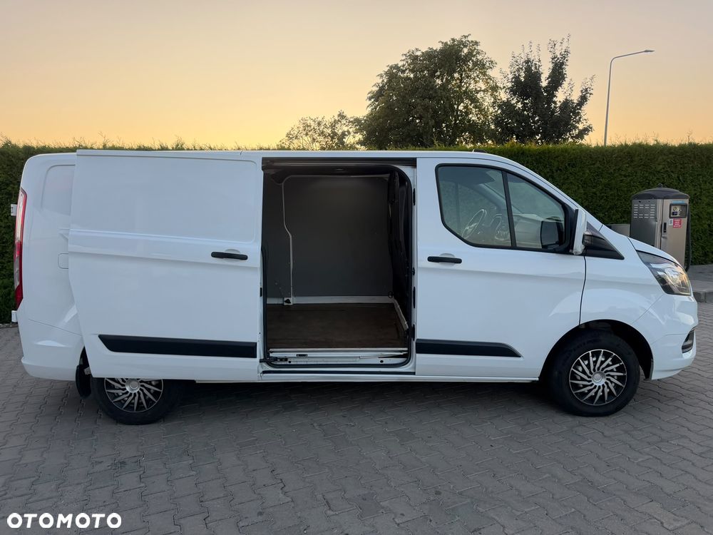 Ford Transit Custom - 28