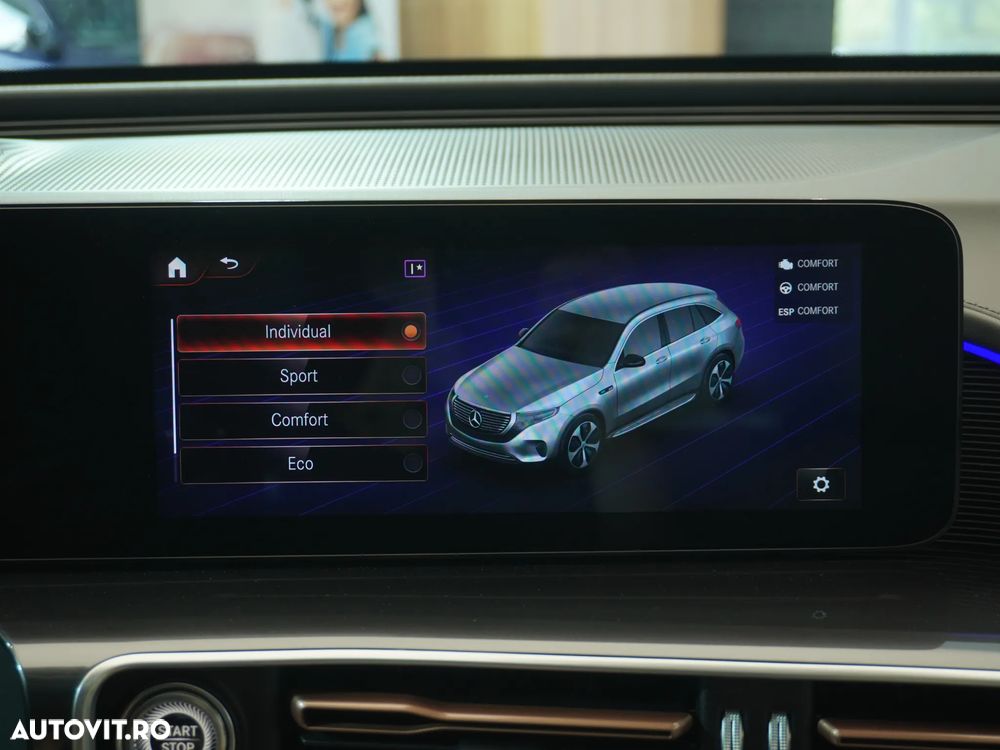 Mercedes-Benz EQC 400 4MATIC - 36