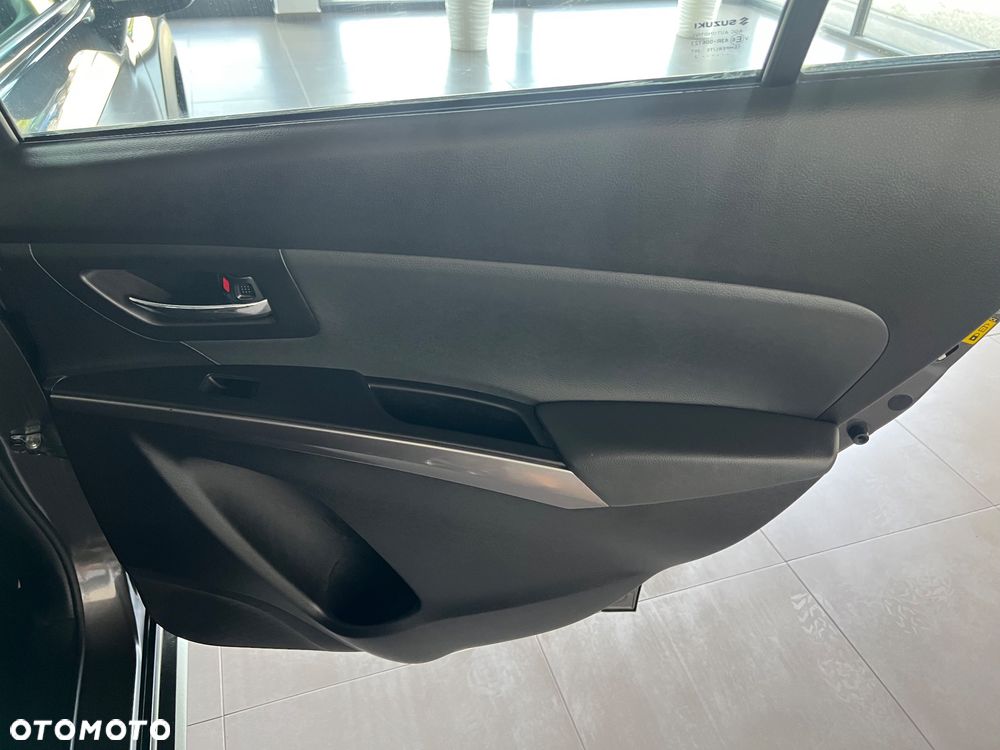 Suzuki S-Cross - 35