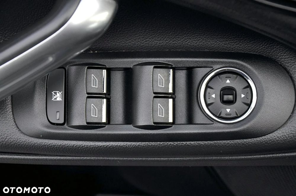 Ford S-Max - 25