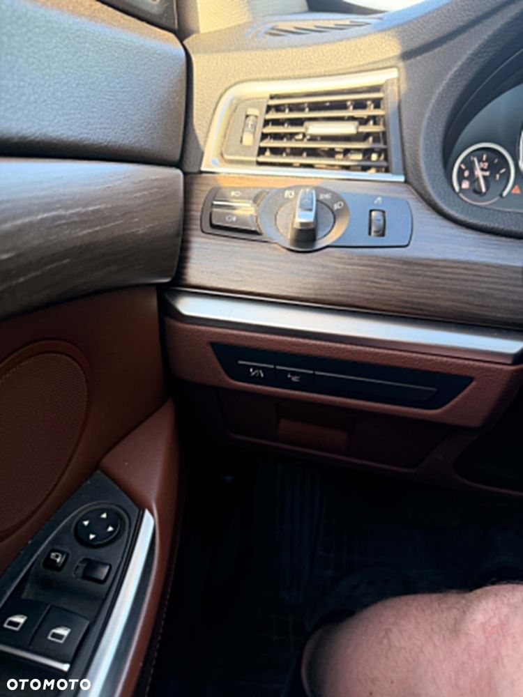 BMW 5GT 530d - 11