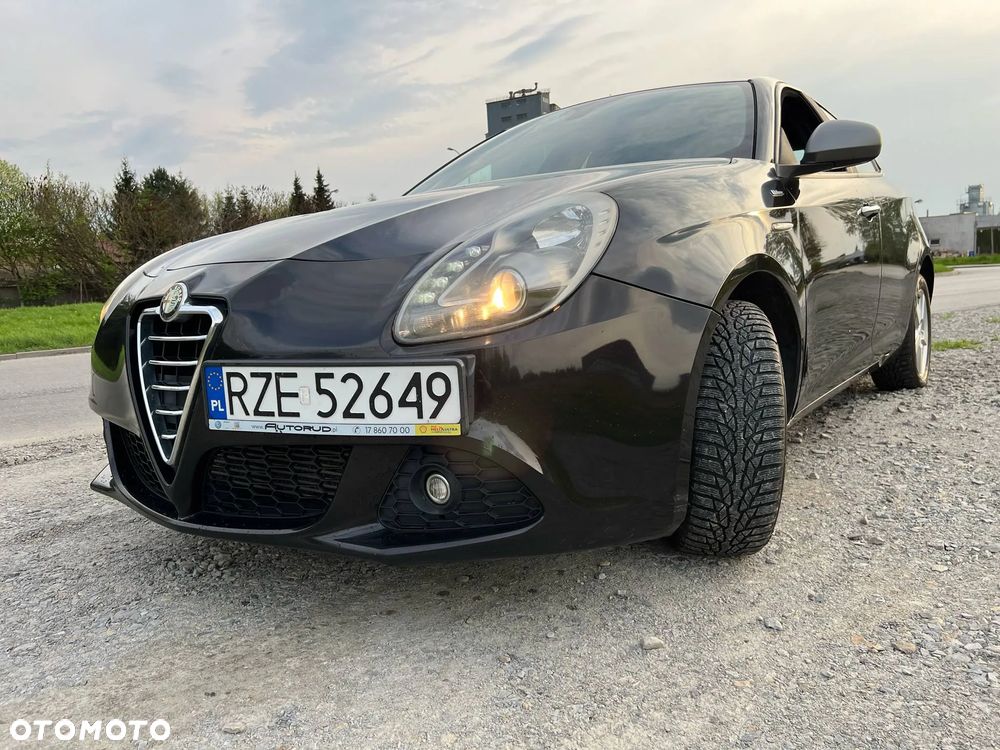 Alfa Romeo Giulietta 1.6 JTDM Veloce - 14
