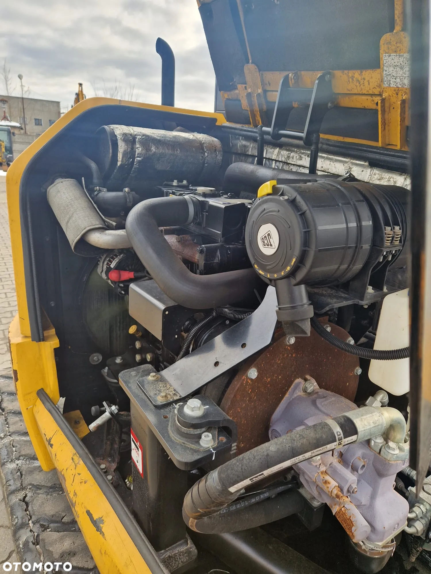 JCB 48 Z-1 - 13
