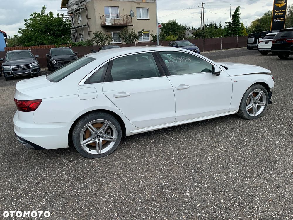 Audi A4 Limousine 45 TFSI quattro S tronic - 14