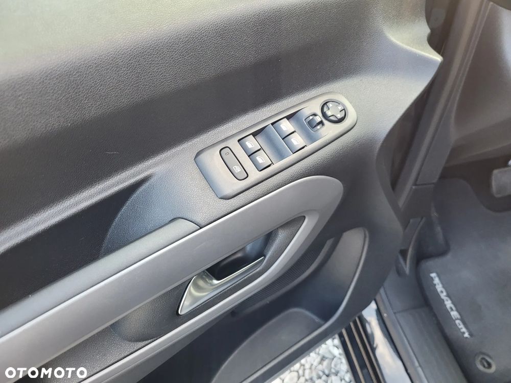 Toyota Proace City Verso Long 1.5 D-4D Business - 10